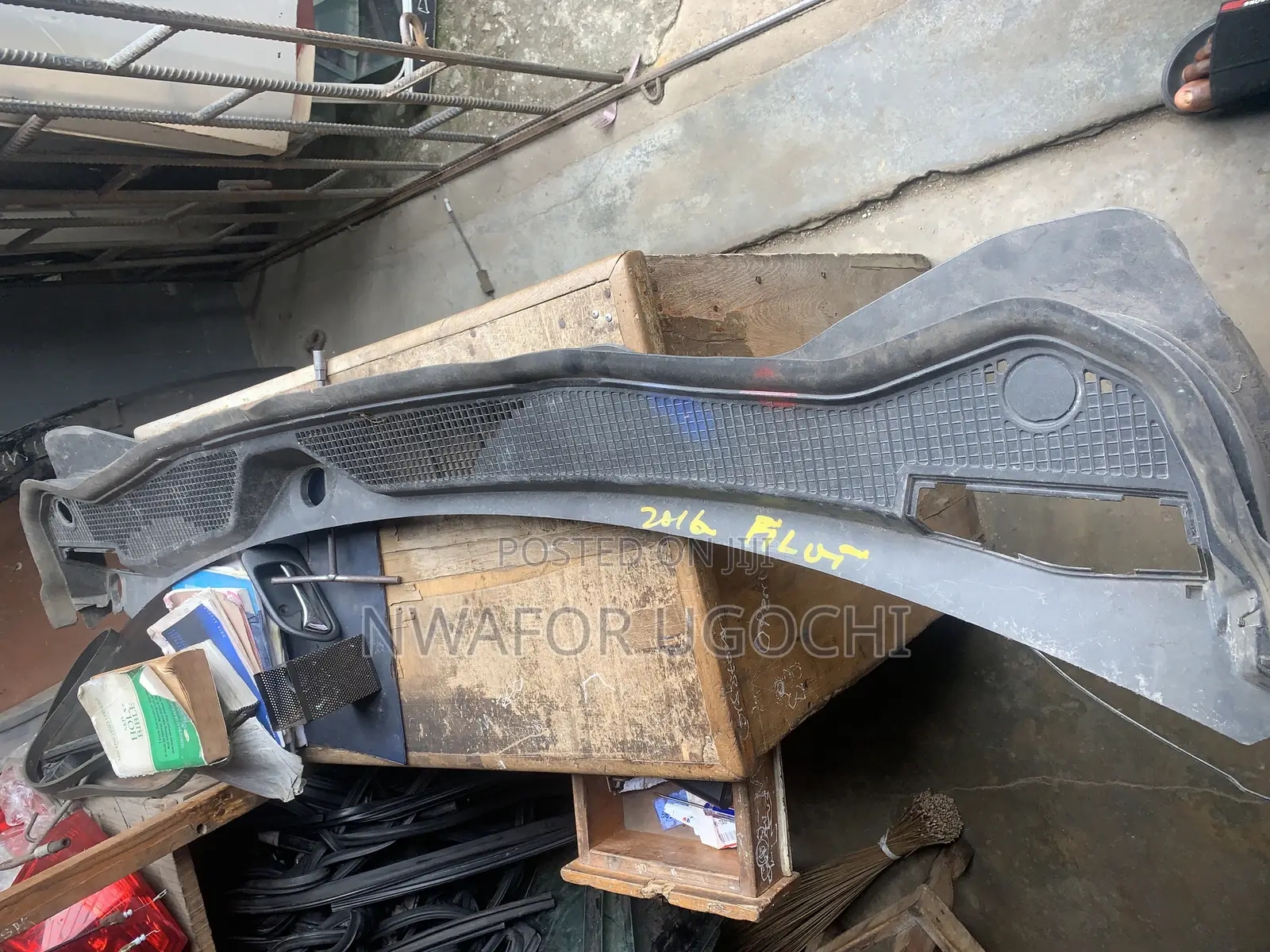 Wiper Plastic Complete 2016-2020 Pilot