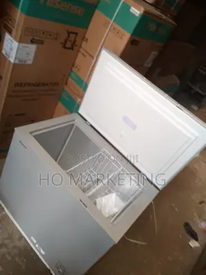 Best Trending Hisense 217litres Chest Freezer [Fc-370sh}