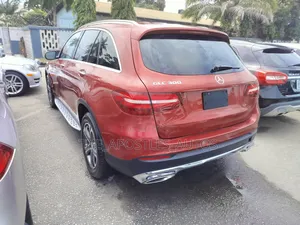 Mercedes-Benz GLC-Class 2017 Burgundy