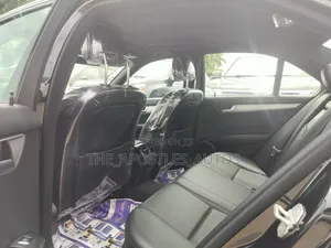 Mercedes-Benz C300 2013 Black