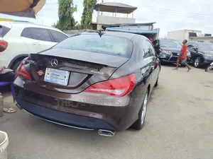 Mercedes-Benz CLA-Class CLA 250 4MATIC Sedan 2015 Brown