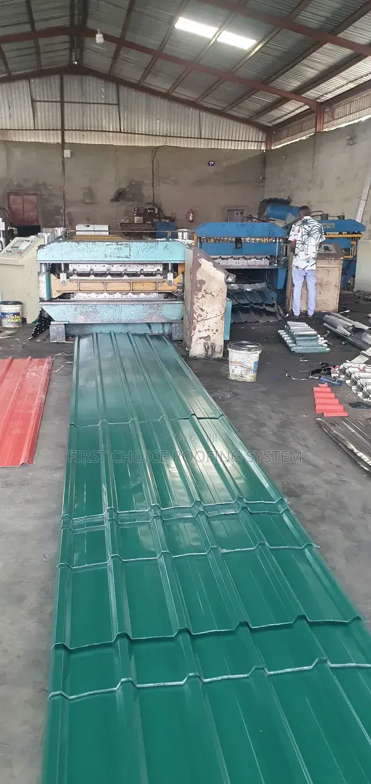 Different Colours of Long Sparn Aluminium Roofing Sheets