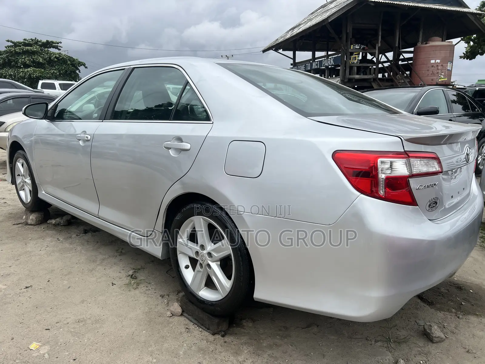 Toyota Camry 2012 Silver