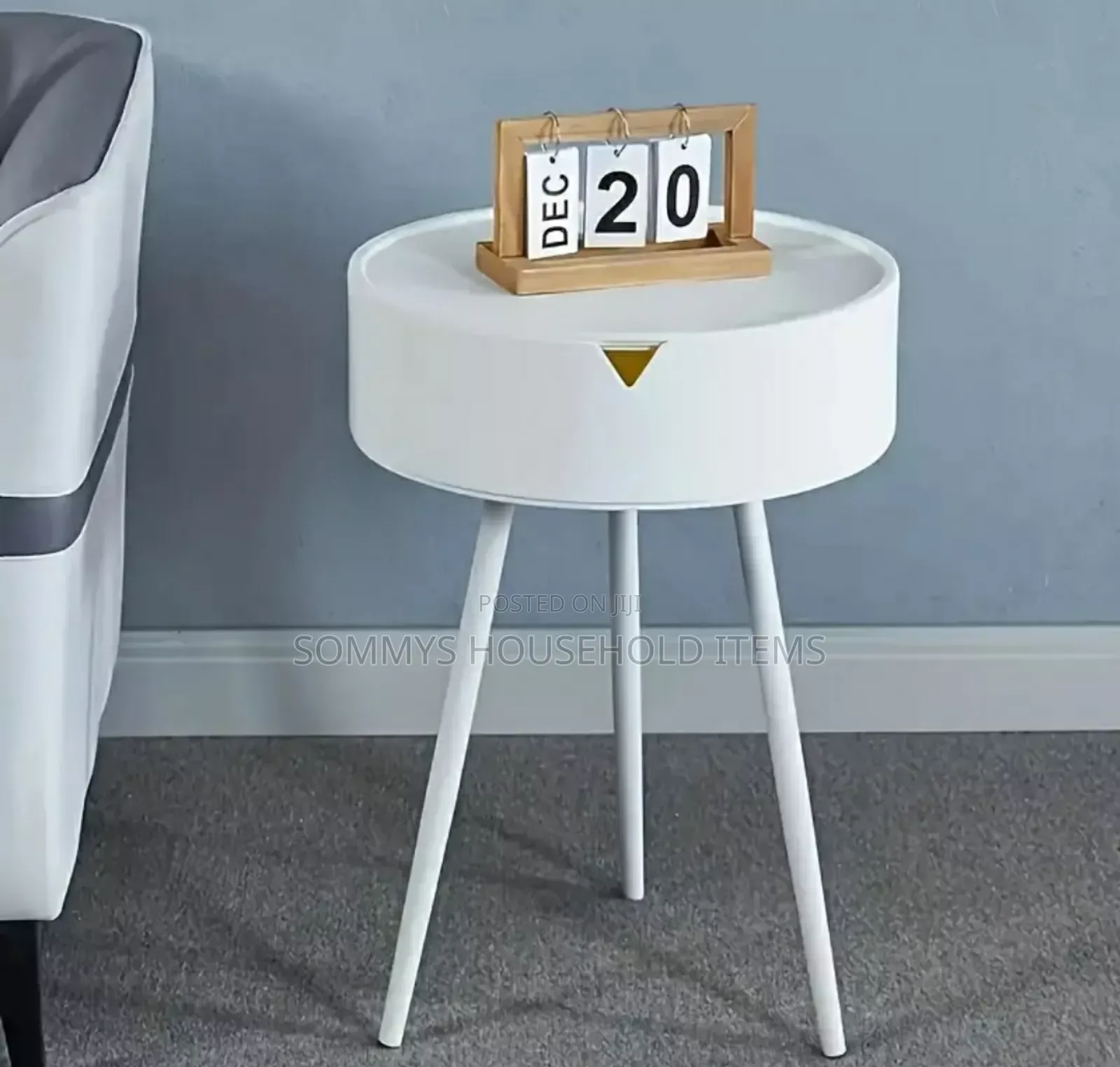 Minimalist Modern Style Side Table