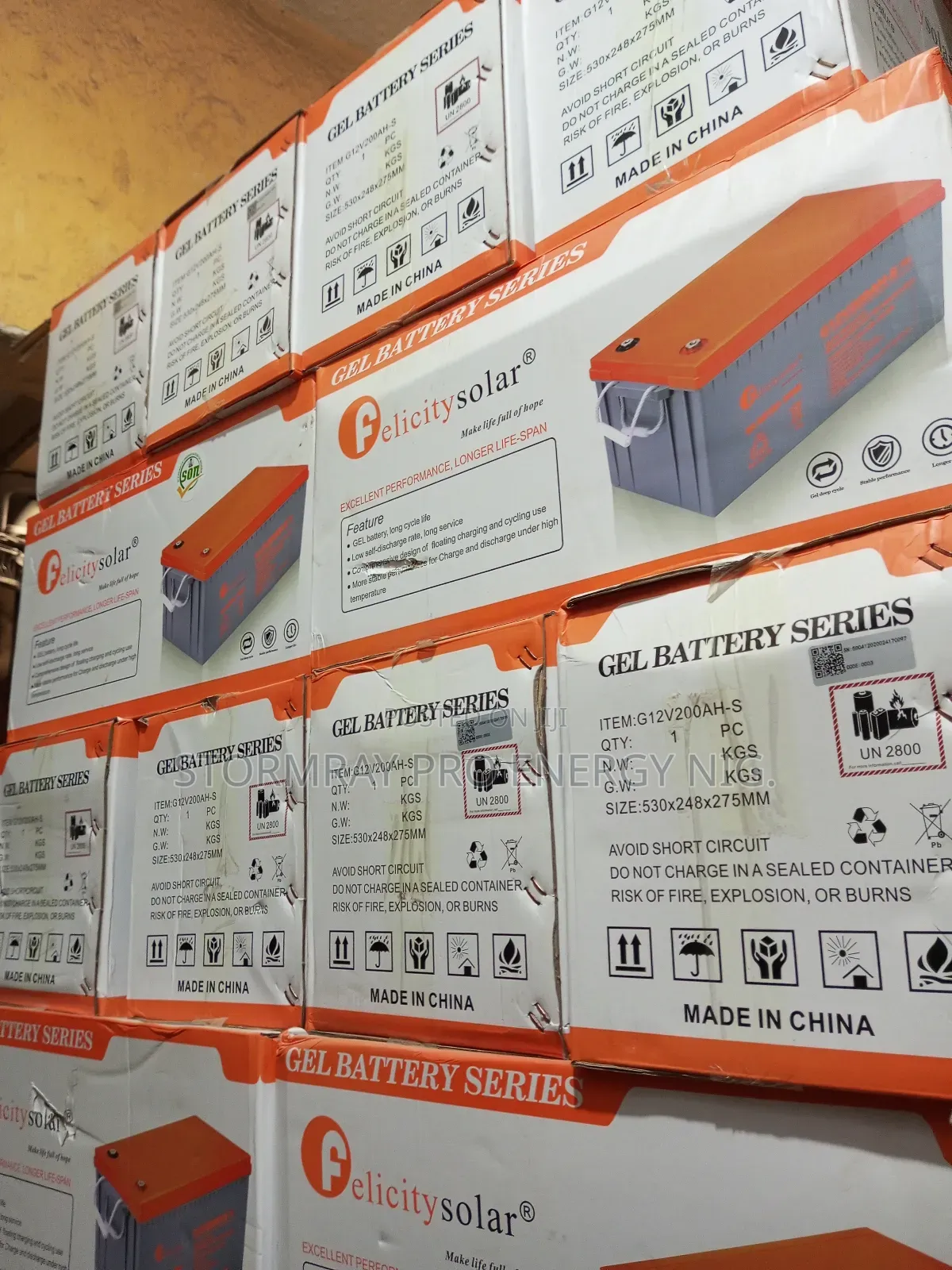 Felicity Dry Cell Batteries Available