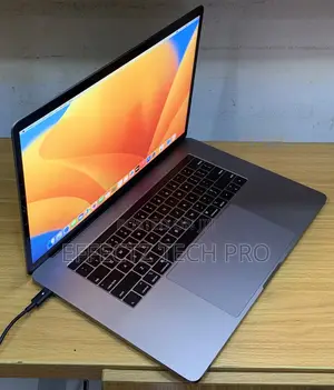Laptop Apple MacBook Pro 2019 16GB Intel Core I7 SSD 512GB