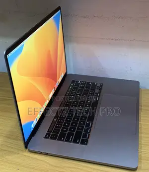 Laptop Apple MacBook Pro 2019 16GB Intel Core i7 SSD 512GB