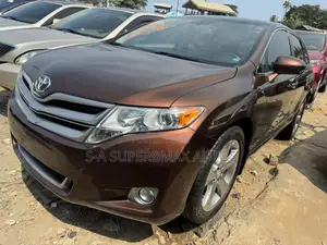 Toyota Venza V6 AWD 2010 Burgundy