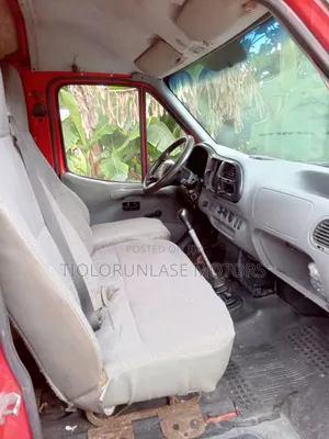 Ford Transit 2005 Red
