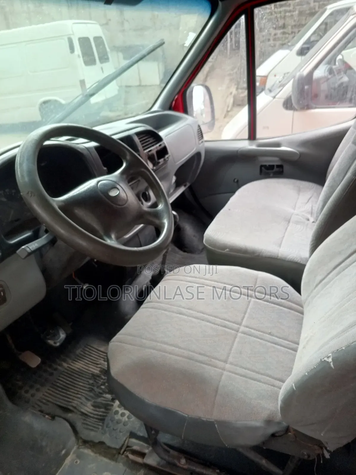Ford Transit 2005 Red