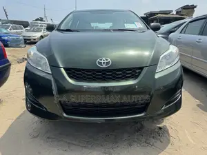 Toyota Matrix 2011 Green