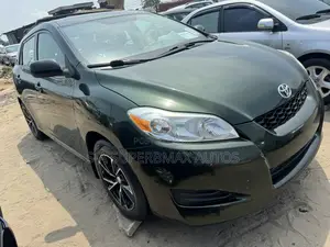Toyota Matrix 2011 Green