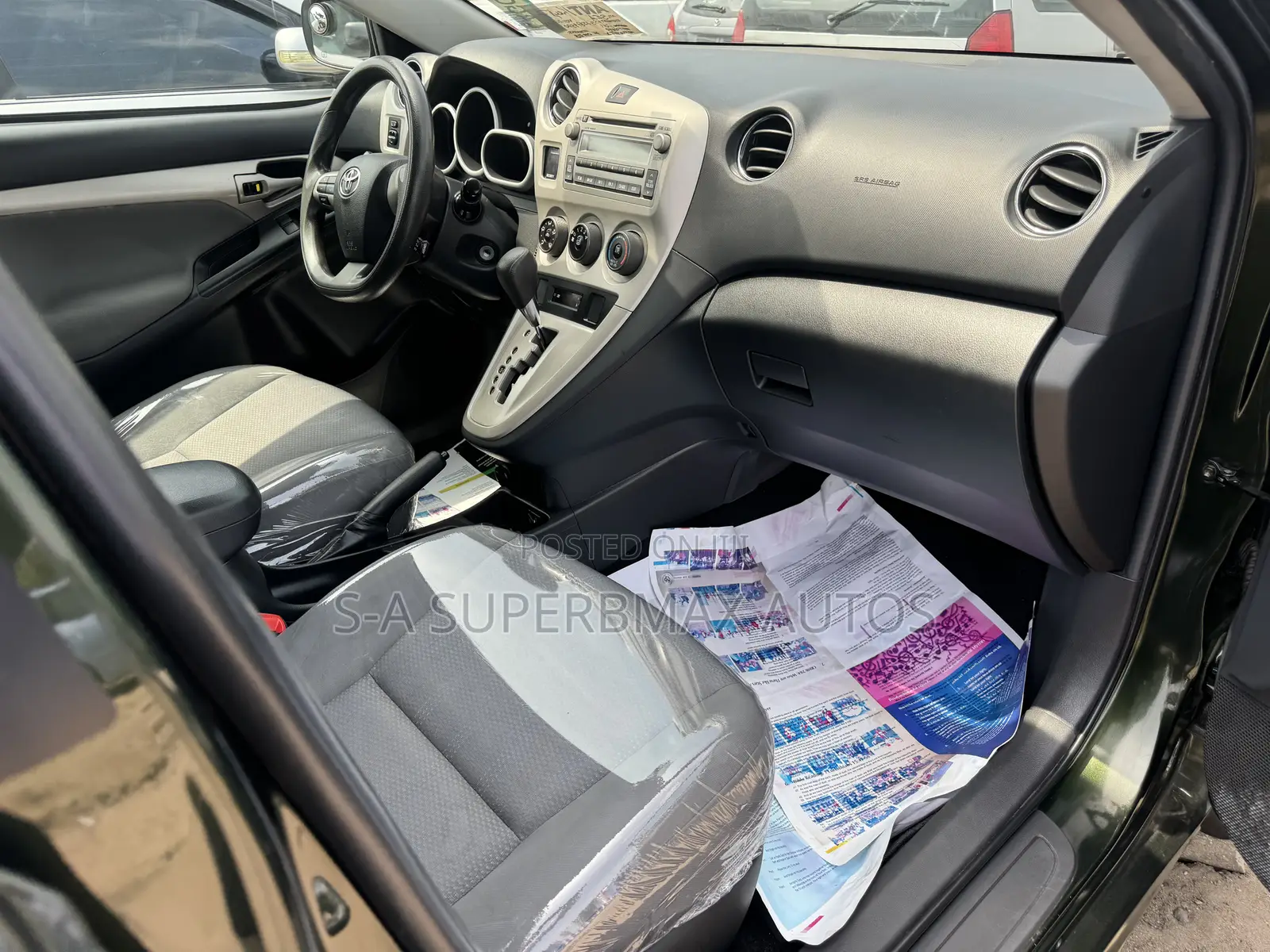 Toyota Matrix 2011 Green