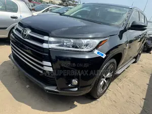 Toyota Highlander XLE V6 4x2 (3.5L 6cyl 6A) 2016 Black