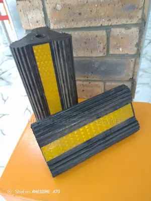 Rubber Aircraft Wheel Chocks Heavy Duty