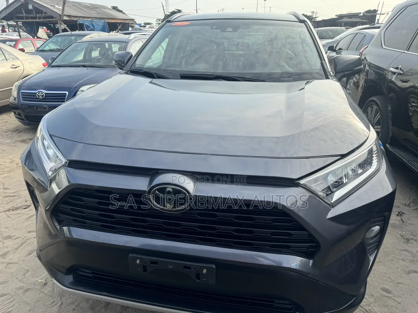 Toyota RAV4 XLE AWD 2020 Gray