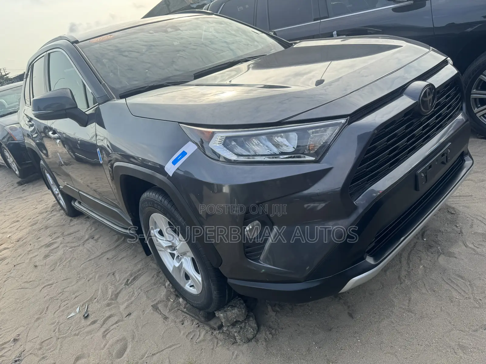 Toyota RAV4 XLE AWD 2020 Gray