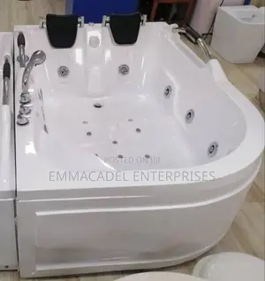 Double Jacuzzi Bath