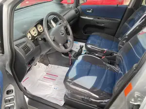 Mazda Premacy 2004 Silver