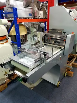 Photo - Quality Bakery Dough Molder/Adjustable Dough Molding Machine