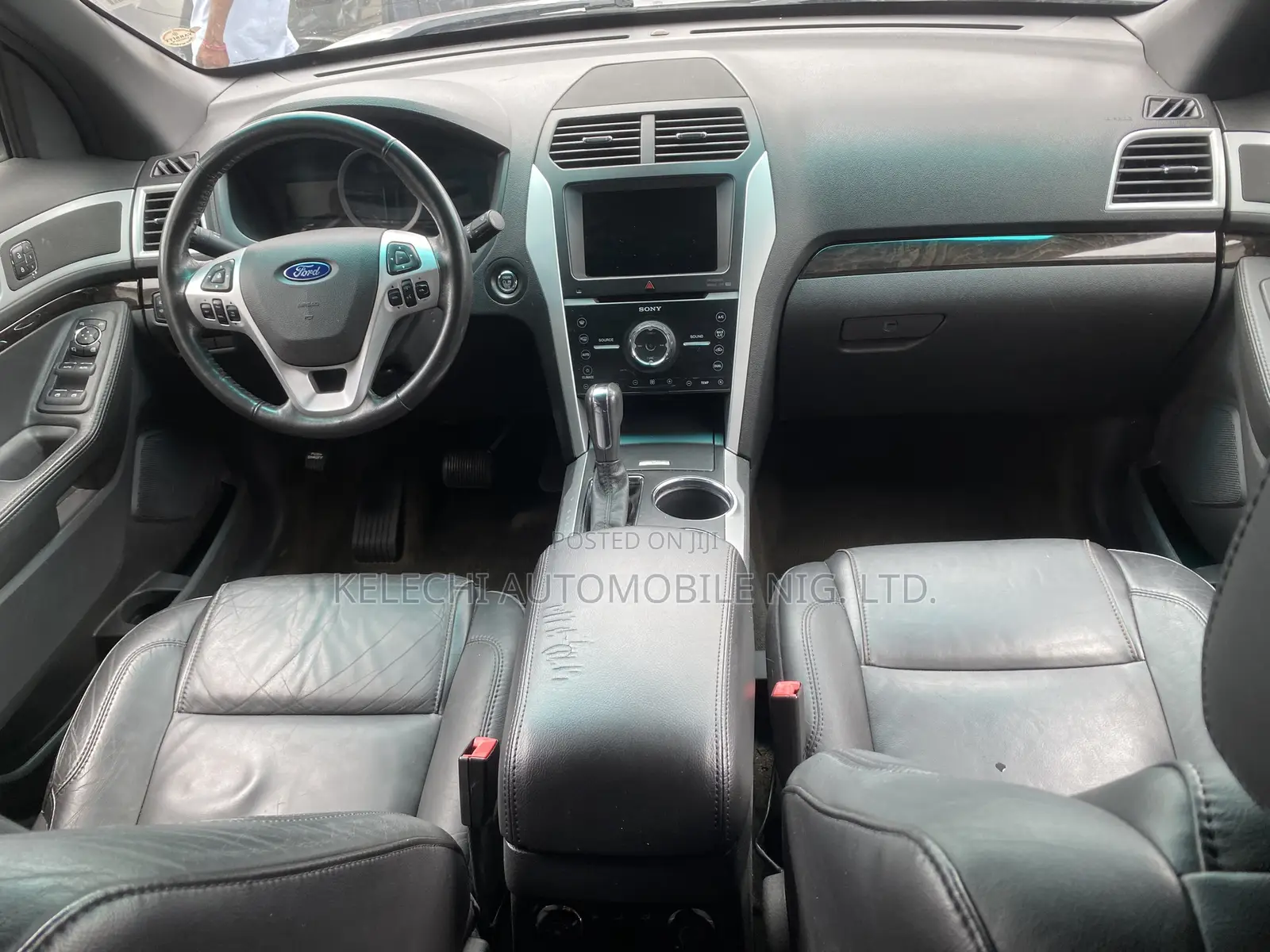 Ford Explorer 2013 Silver