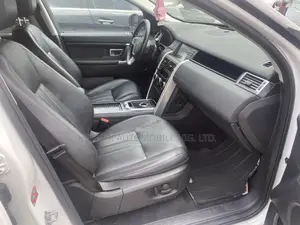 Land Rover Discovery Sport HSE 2017 White