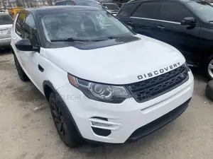 Land Rover Discovery Sport HSE 2017 White