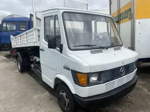 Mercedes Benz Dump Truck 2000 White