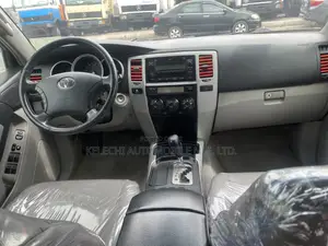 Toyota 4-Runner SR5 V6 2007 Silver