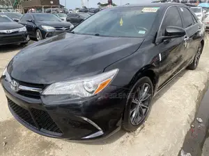 Toyota Camry 2017 Black