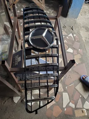 C300 2010 Front Gril New