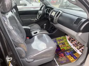 Toyota Tacoma 2013 Gray
