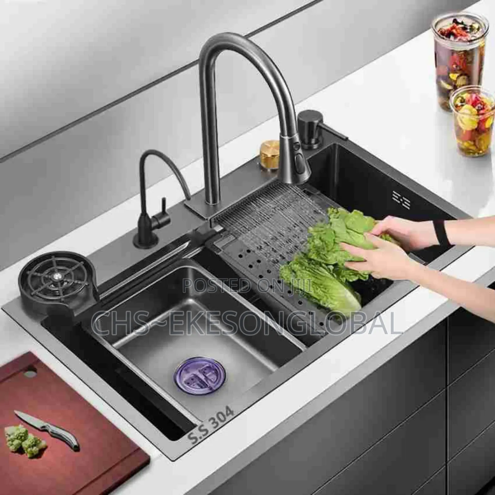 Luxury Rainfall Faucet Kitchen Sink With Pullout Mixer Tap