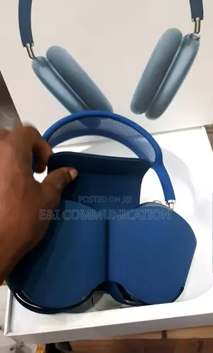 Apple Airpods Max Blue.