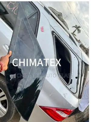 Rear Vent Glass for Ml350 2013 Available