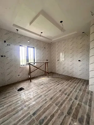 2bdrm Block of Flats in In An Estate for rent