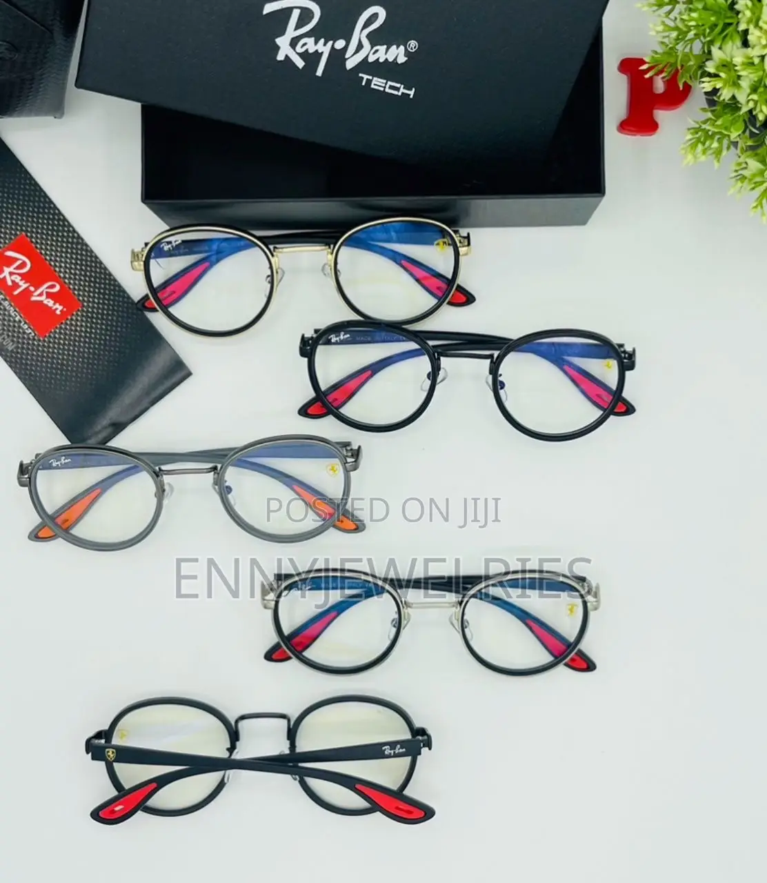 Photochromic Glasses