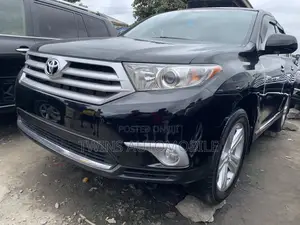 Toyota Highlander 3.5L 4WD 2013 Black