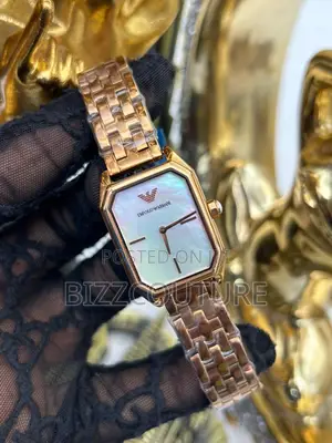 Original Emporio Armani Lady Gold Chain Watch Is Available