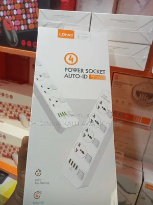 LDNIO Power Socket 2500W 4 USB Extension
