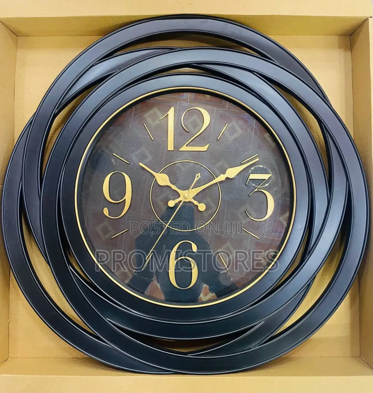 Uniware Concise Modern Design Silent Non Ticking Wall Clock