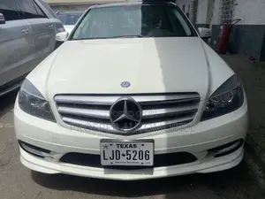 Mercedes-Benz C300 2011 White