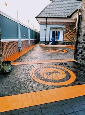 Dark Men Floor Design