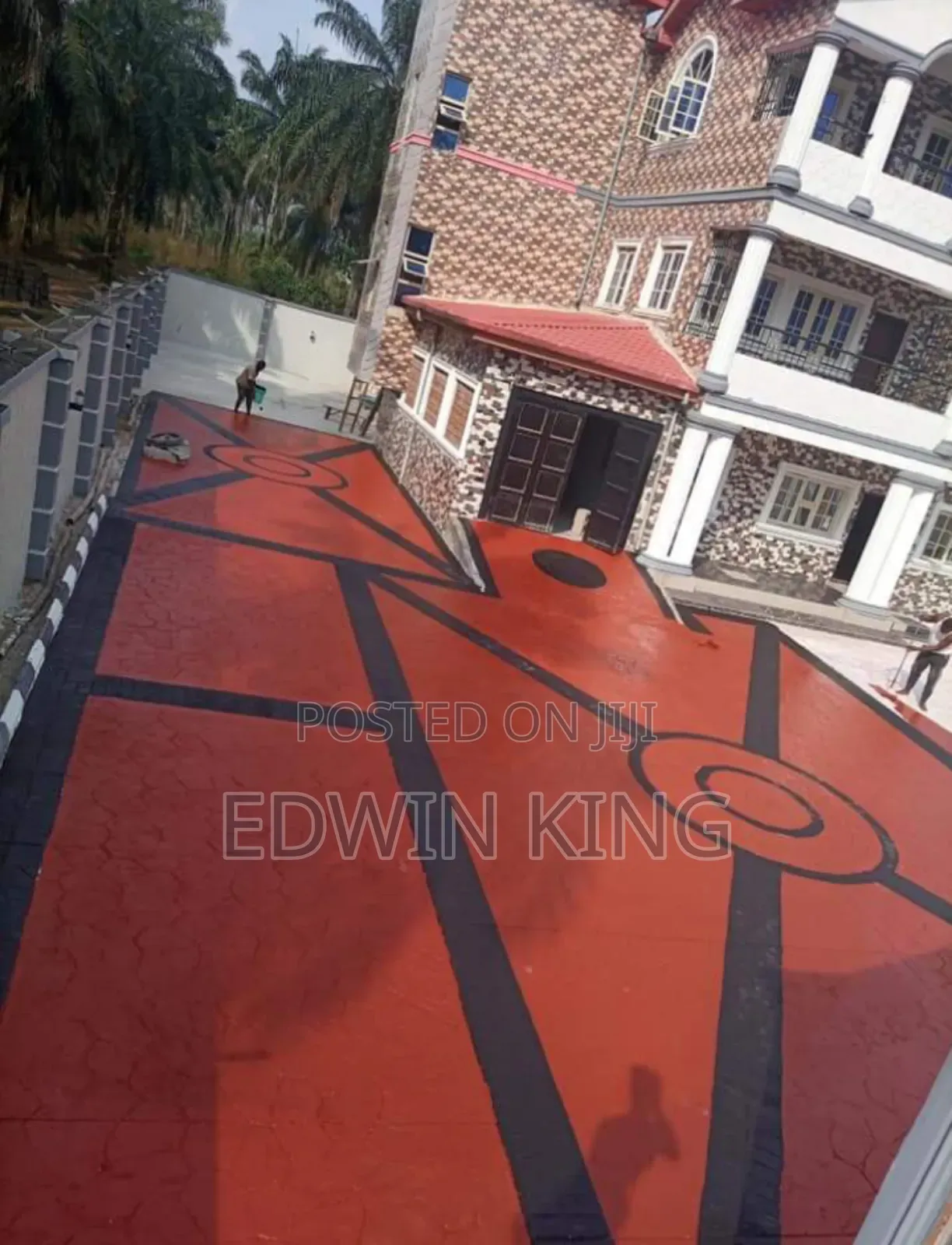 De Dark Man Floor Design