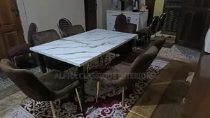 Unique Classique Dinning