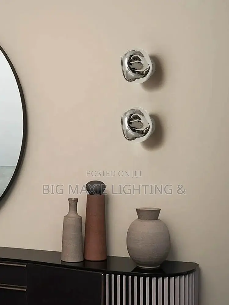 Nordic Post-Modern Wall Lamp