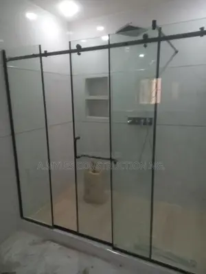 Shower Cubicles Candy