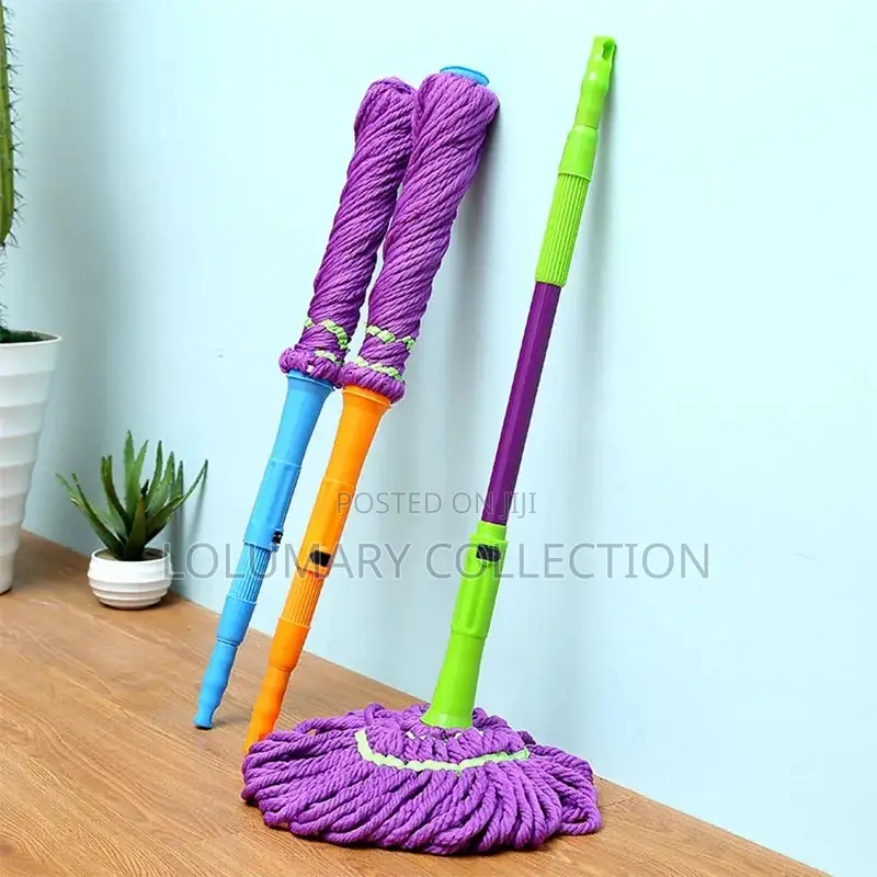 Self Wringing Twist Mop, Microfiber Squeeze Mop