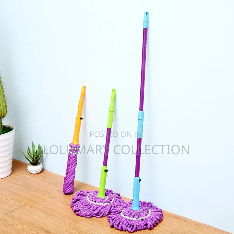 Self Wringing Twist Mop, Microfiber Squeeze Mop
