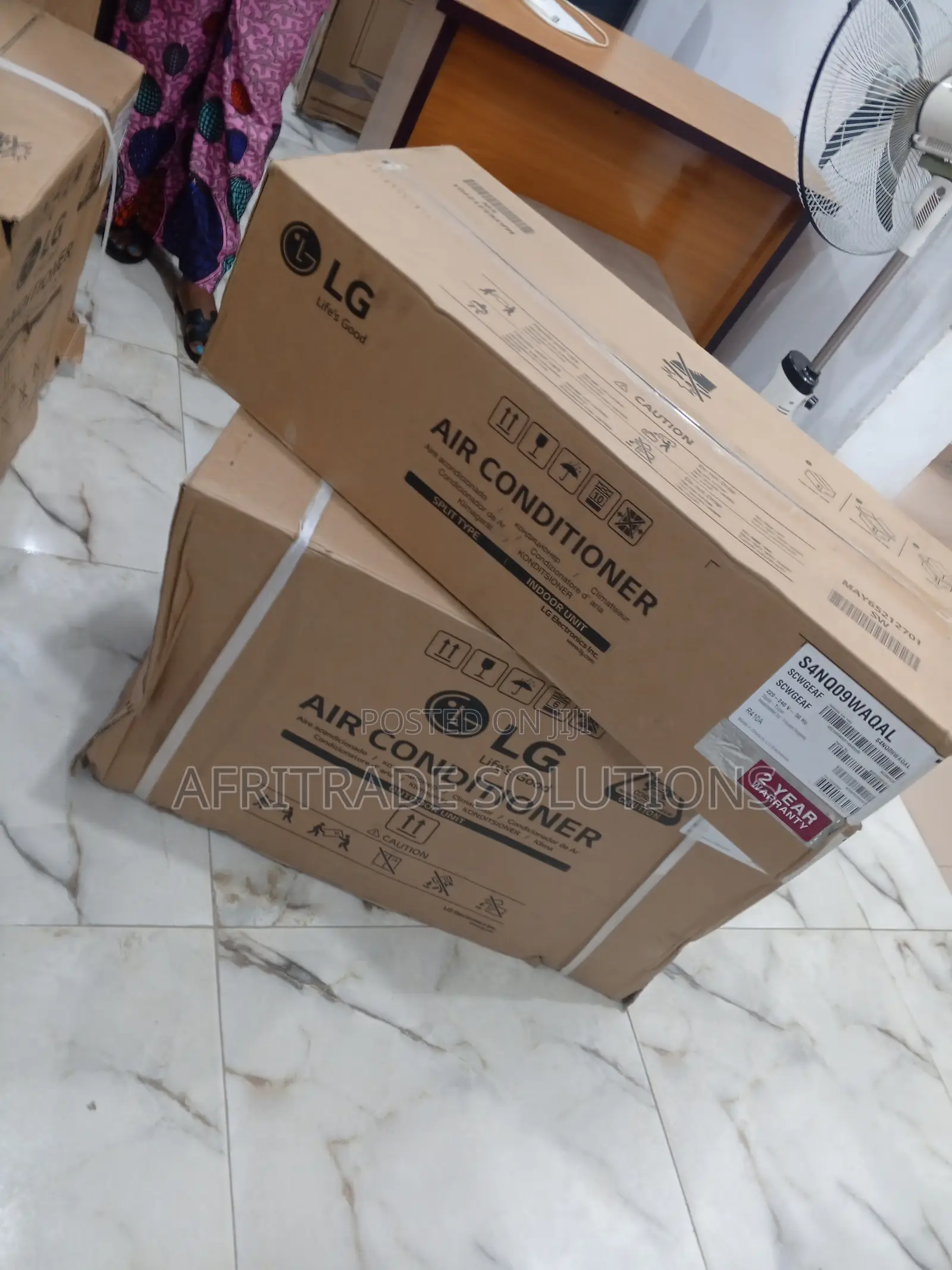 New LG 1hp Inverter AC -Sanq09waqal
